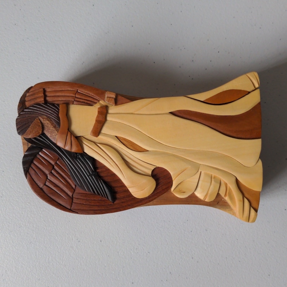 BLONDE ANGEL HAND-CARVED PUZZLE BOX